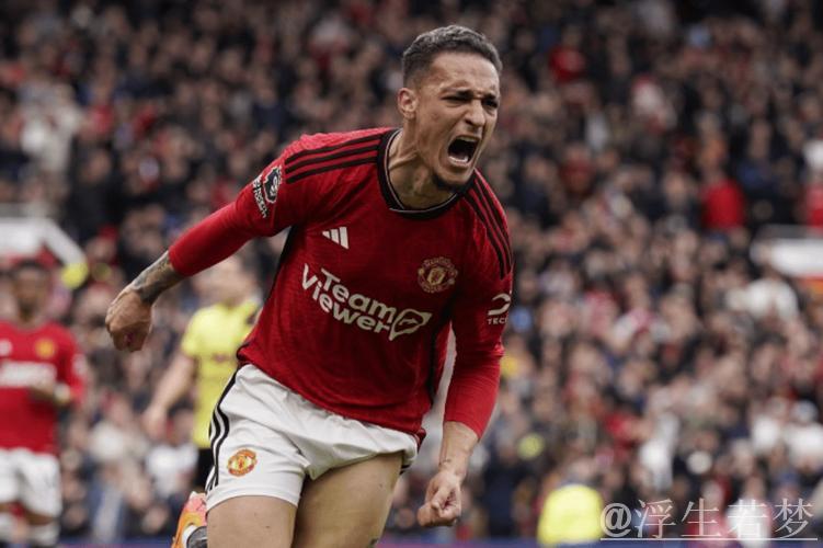 安东尼泪诉:在曼联生活困境重重,数日闭门绝食 安东尼泪诉:在曼联生活困境重重,数日闭门绝食